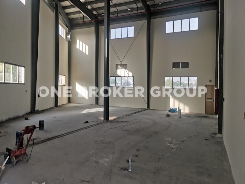 New warehouse  13mos | Close to metro  42kw Power-pic_5